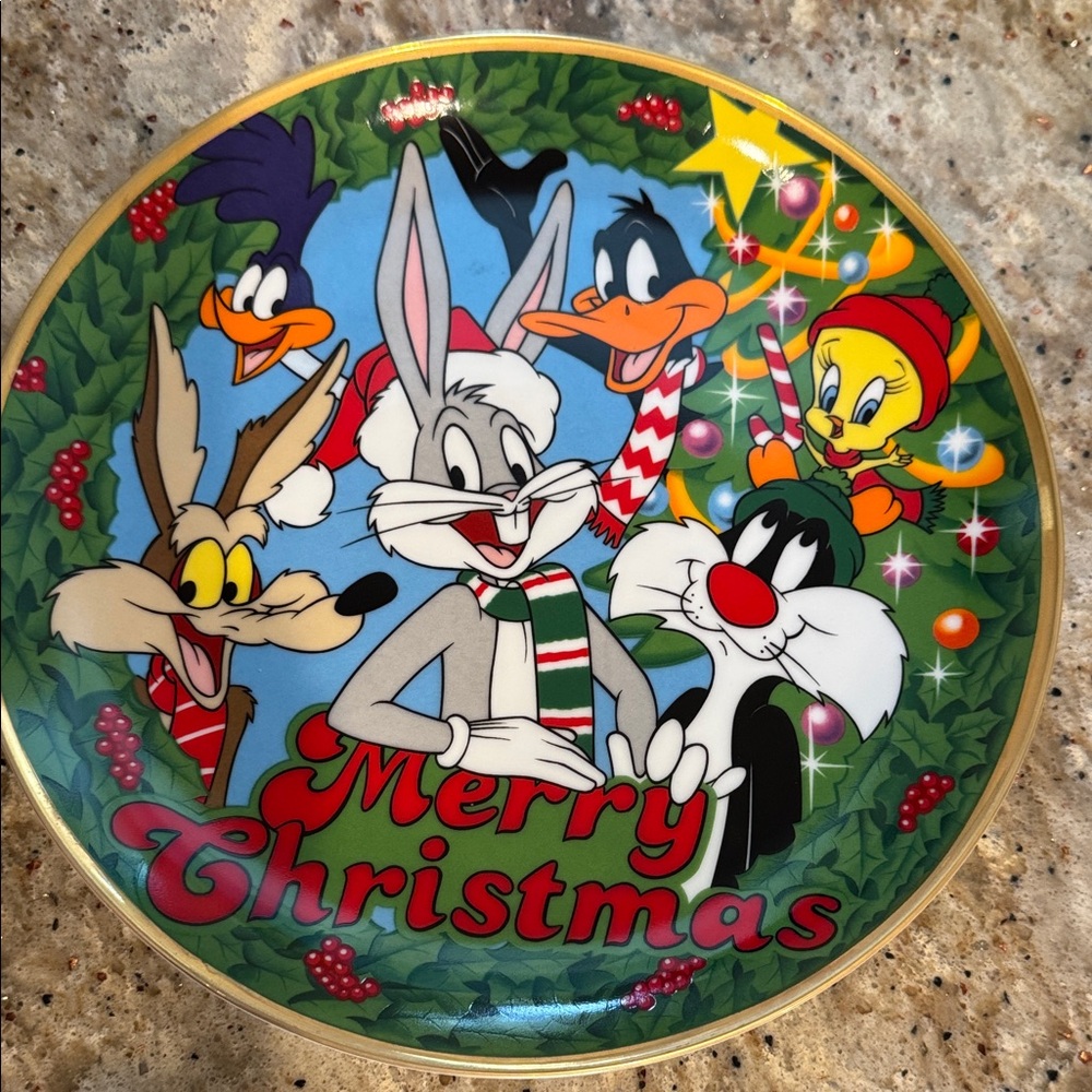 Looney Tunes Merry Christmas Decorative Plate - Great plate for Santa’s cookies
